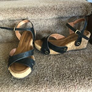 Galibelle size 8.5 wedges with customizable straps